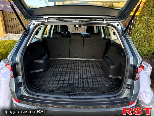 Сірий Шкода Kodiaq, об'ємом двигуна 2 л та пробігом 180 тис. км за 21850 $, фото 8 на Automoto.ua