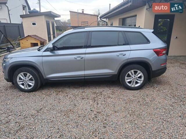 Серый Шкода Kodiaq, объемом двигателя 1.98 л и пробегом 230 тыс. км за 21000 $, фото 3 на Automoto.ua