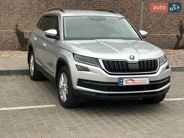 Серый Шкода Kodiaq, объемом двигателя 1.98 л и пробегом 38 тыс. км за 29999 $, фото 3 на Automoto.ua