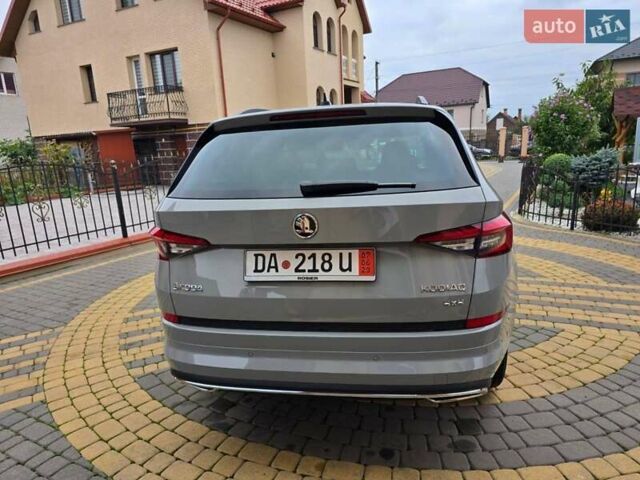 Серый Шкода Kodiaq, объемом двигателя 1.97 л и пробегом 193 тыс. км за 30700 $, фото 2 на Automoto.ua