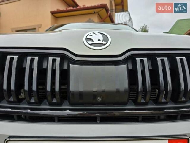 Серый Шкода Kodiaq, объемом двигателя 1.97 л и пробегом 193 тыс. км за 30700 $, фото 22 на Automoto.ua