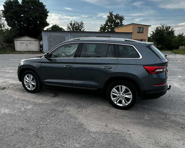 Серый Шкода Kodiaq, объемом двигателя 1.97 л и пробегом 190 тыс. км за 28500 $, фото 8 на Automoto.ua