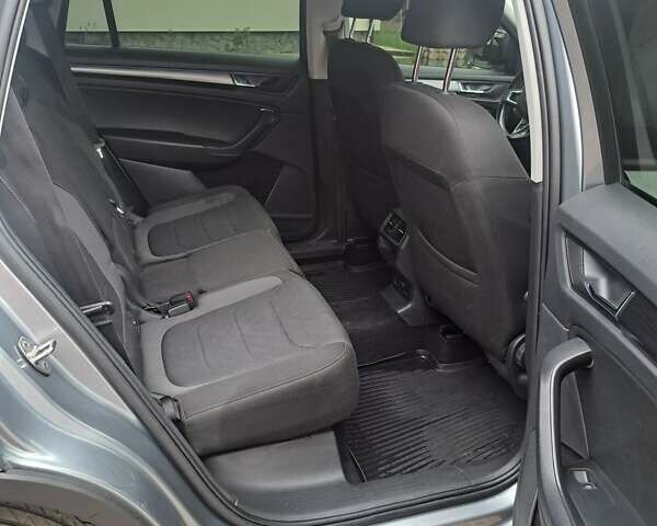 Серый Шкода Kodiaq, объемом двигателя 1.98 л и пробегом 230 тыс. км за 21000 $, фото 7 на Automoto.ua