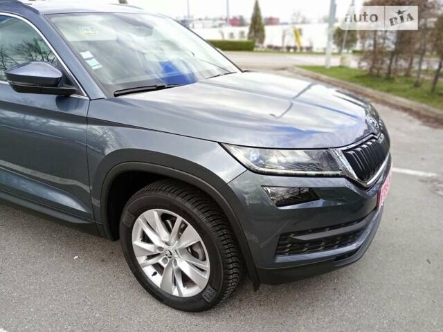 Серый Шкода Kodiaq, объемом двигателя 2 л и пробегом 157 тыс. км за 27150 $, фото 11 на Automoto.ua