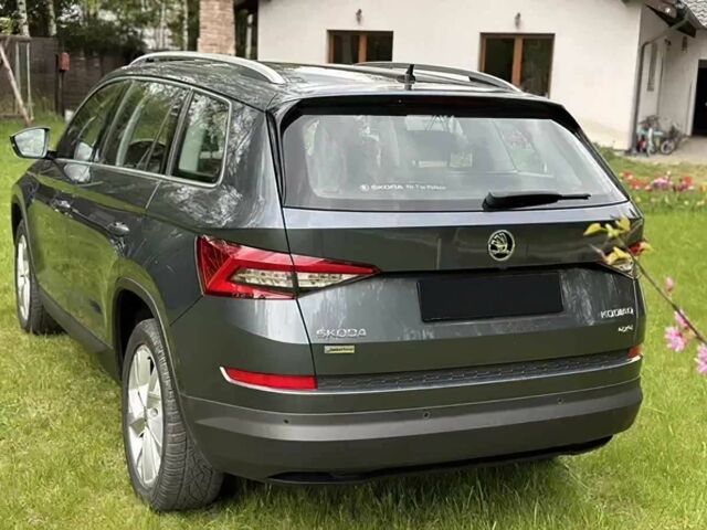 Сірий Шкода Kodiaq, об'ємом двигуна 2 л та пробігом 95 тис. км за 18900 $, фото 5 на Automoto.ua