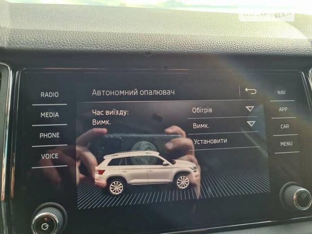 Сірий Шкода Kodiaq, об'ємом двигуна 1.97 л та пробігом 165 тис. км за 27999 $, фото 47 на Automoto.ua