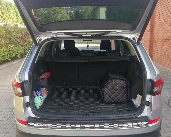 Серый Шкода Kodiaq, объемом двигателя 1.98 л и пробегом 38 тыс. км за 30000 $, фото 10 на Automoto.ua
