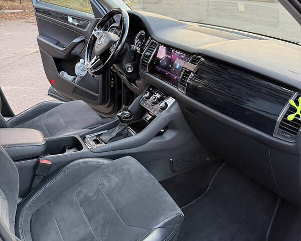 Серый Шкода Kodiaq, объемом двигателя 1.97 л и пробегом 210 тыс. км за 28700 $, фото 9 на Automoto.ua