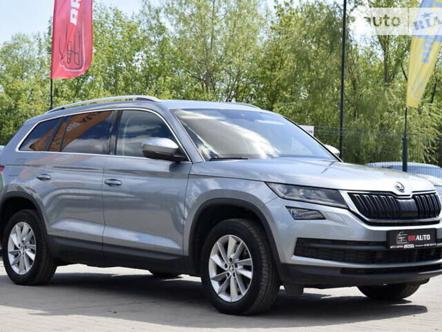 Серый Шкода Kodiaq, объемом двигателя 1.97 л и пробегом 185 тыс. км за 28955 $, фото 5 на Automoto.ua