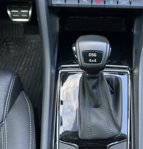 Серый Шкода Kodiaq, объемом двигателя 2 л и пробегом 168 тыс. км за 29500 $, фото 2 на Automoto.ua