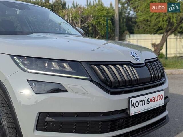 Сірий Шкода Kodiaq, об'ємом двигуна 2 л та пробігом 220 тис. км за 23999 $, фото 16 на Automoto.ua
