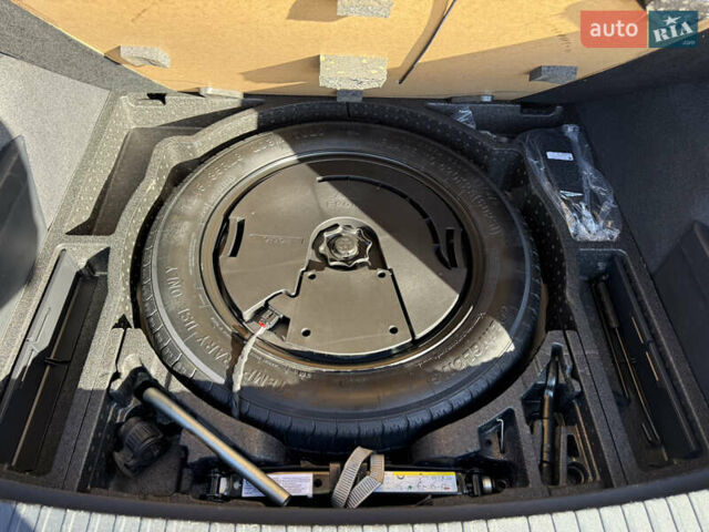 Серый Шкода Kodiaq, объемом двигателя 1.97 л и пробегом 215 тыс. км за 29700 $, фото 27 на Automoto.ua