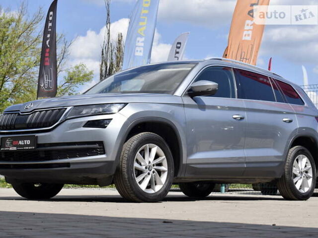 Серый Шкода Kodiaq, объемом двигателя 1.97 л и пробегом 185 тыс. км за 28955 $, фото 1 на Automoto.ua