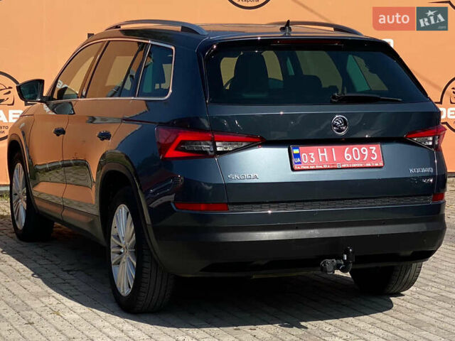 Серый Шкода Kodiaq, объемом двигателя 1.97 л и пробегом 248 тыс. км за 22950 $, фото 5 на Automoto.ua