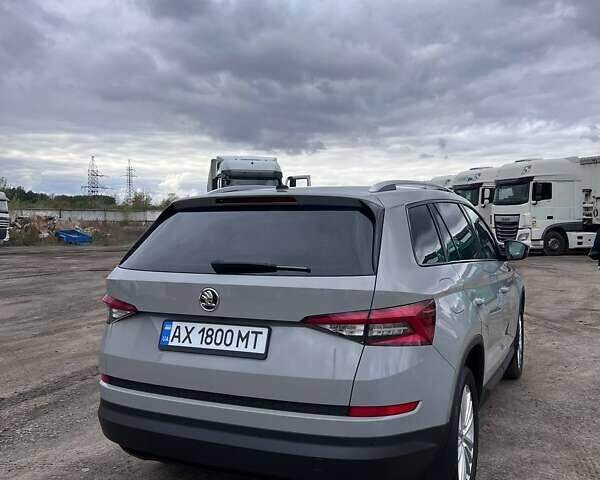 Серый Шкода Kodiaq, объемом двигателя 1.97 л и пробегом 283 тыс. км за 28200 $, фото 4 на Automoto.ua