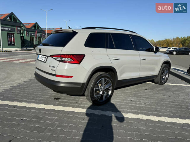 Серый Шкода Kodiaq, объемом двигателя 1.97 л и пробегом 215 тыс. км за 29700 $, фото 7 на Automoto.ua