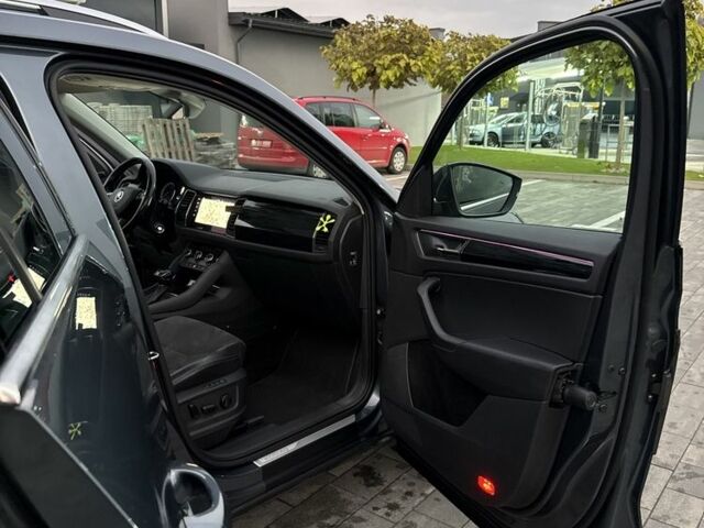 Серый Шкода Kodiaq, объемом двигателя 2 л и пробегом 227 тыс. км за 27800 $, фото 14 на Automoto.ua