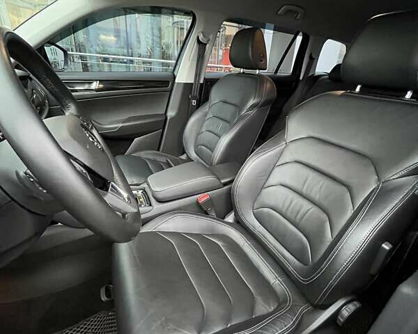 Серый Шкода Kodiaq, объемом двигателя 1.98 л и пробегом 86 тыс. км за 26910 $, фото 22 на Automoto.ua