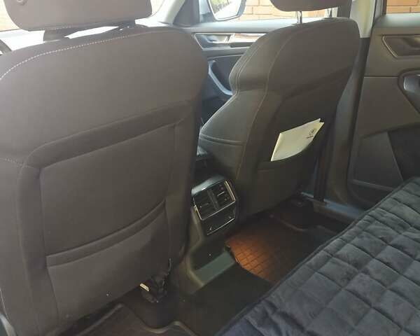 Серый Шкода Kodiaq, объемом двигателя 1.98 л и пробегом 38 тыс. км за 30000 $, фото 1 на Automoto.ua
