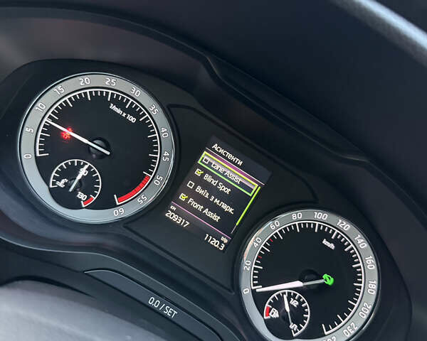 Серый Шкода Kodiaq, объемом двигателя 1.97 л и пробегом 210 тыс. км за 28700 $, фото 19 на Automoto.ua