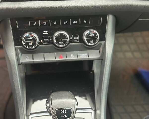 Серый Шкода Kodiaq, объемом двигателя 1.98 л и пробегом 38 тыс. км за 29999 $, фото 16 на Automoto.ua