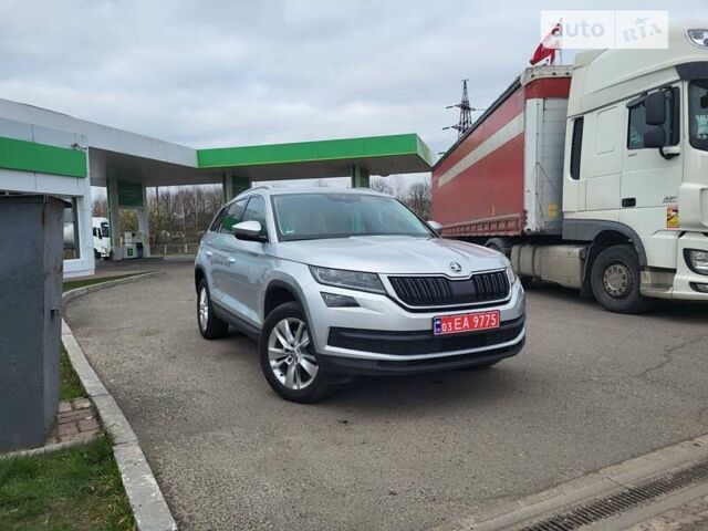 Серый Шкода Kodiaq, объемом двигателя 1.97 л и пробегом 286 тыс. км за 22500 $, фото 50 на Automoto.ua