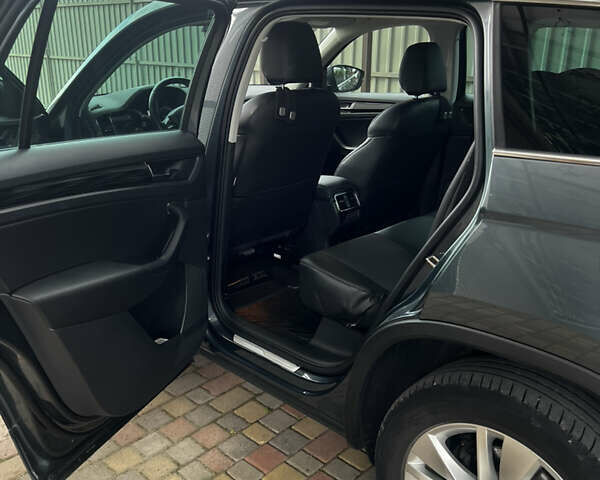 Серый Шкода Kodiaq, объемом двигателя 1.97 л и пробегом 190 тыс. км за 28500 $, фото 12 на Automoto.ua