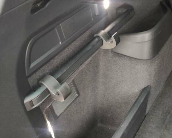 Серый Шкода Kodiaq, объемом двигателя 1.97 л и пробегом 243 тыс. км за 28700 $, фото 29 на Automoto.ua