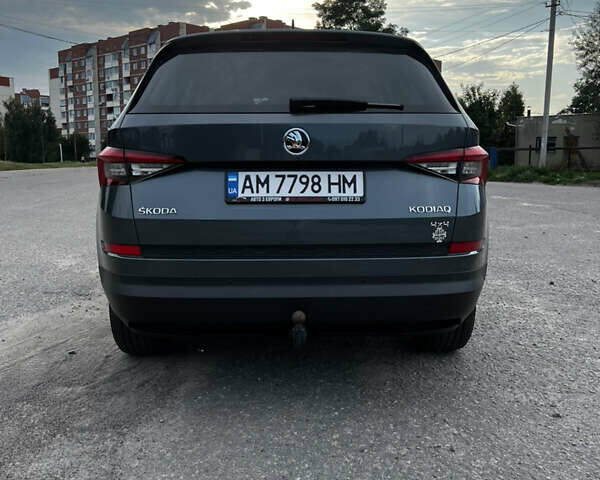 Серый Шкода Kodiaq, объемом двигателя 1.97 л и пробегом 190 тыс. км за 28500 $, фото 6 на Automoto.ua