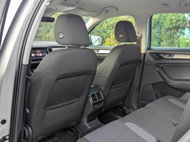 Сірий Шкода Kodiaq, об'ємом двигуна 2 л та пробігом 220 тис. км за 24999 $, фото 12 на Automoto.ua