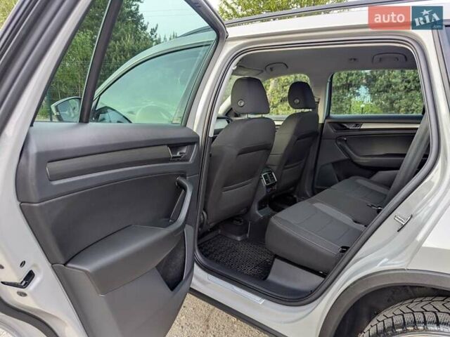 Сірий Шкода Kodiaq, об'ємом двигуна 2 л та пробігом 220 тис. км за 23999 $, фото 36 на Automoto.ua