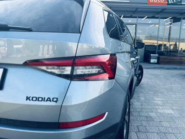 Серый Шкода Kodiaq, объемом двигателя 1.97 л и пробегом 236 тыс. км за 23999 $, фото 6 на Automoto.ua