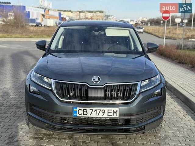 Серый Шкода Kodiaq, объемом двигателя 1.97 л и пробегом 167 тыс. км за 25400 $, фото 5 на Automoto.ua