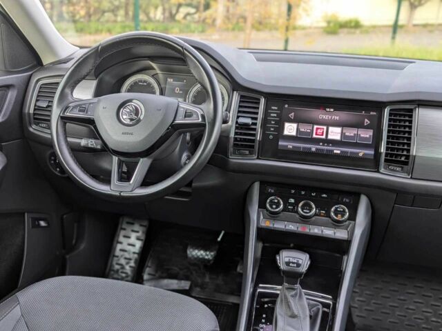 Сірий Шкода Kodiaq, об'ємом двигуна 2 л та пробігом 220 тис. км за 24999 $, фото 3 на Automoto.ua