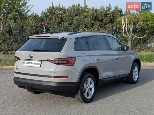 Сірий Шкода Kodiaq, об'ємом двигуна 2 л та пробігом 220 тис. км за 23999 $, фото 11 на Automoto.ua