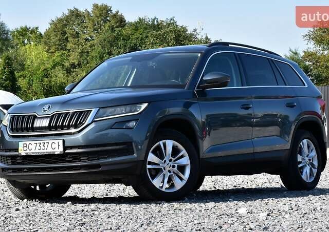 Сірий Шкода Kodiaq, об'ємом двигуна 1.97 л та пробігом 157 тис. км за 23900 $, фото 4 на Automoto.ua