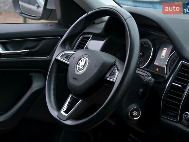 Серый Шкода Kodiaq, объемом двигателя 1.97 л и пробегом 209 тыс. км за 24955 $, фото 33 на Automoto.ua