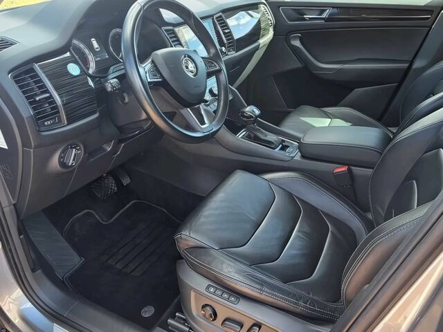 Серый Шкода Kodiaq, объемом двигателя 2 л и пробегом 42 тыс. км за 16000 $, фото 6 на Automoto.ua