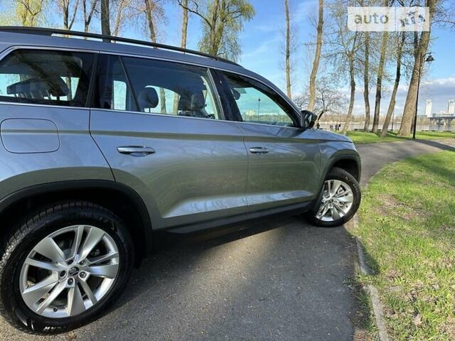 Сірий Шкода Kodiaq, об'ємом двигуна 1.98 л та пробігом 77 тис. км за 26999 $, фото 27 на Automoto.ua