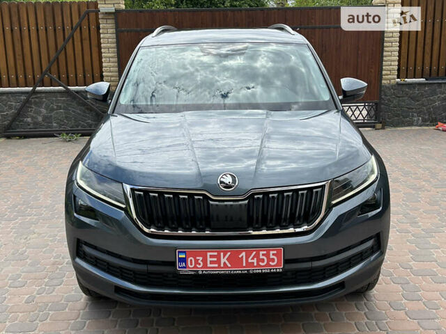 Сірий Шкода Kodiaq, об'ємом двигуна 2 л та пробігом 176 тис. км за 25500 $, фото 2 на Automoto.ua