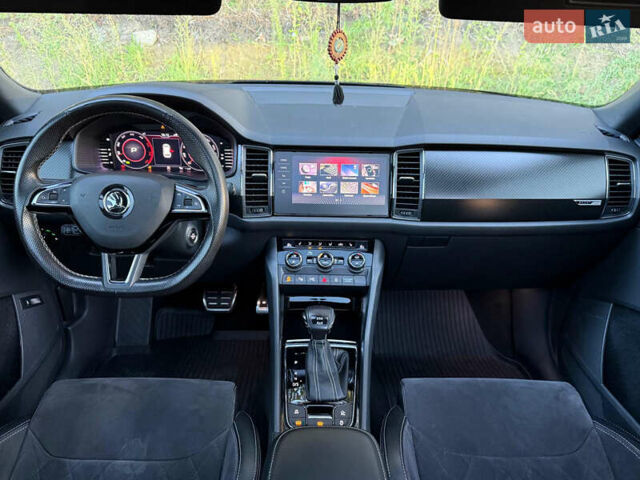 Серый Шкода Kodiaq, объемом двигателя 1.97 л и пробегом 264 тыс. км за 29400 $, фото 29 на Automoto.ua