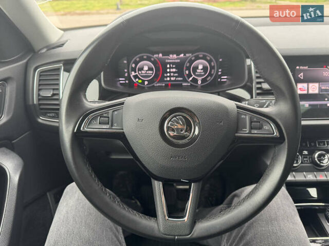 Серый Шкода Kodiaq, объемом двигателя 1.97 л и пробегом 93 тыс. км за 33500 $, фото 9 на Automoto.ua