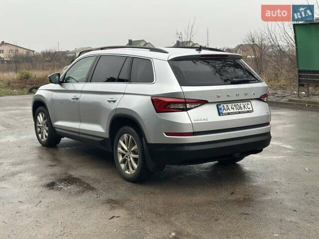 Серый Шкода Kodiaq, объемом двигателя 1.97 л и пробегом 212 тыс. км за 27500 $, фото 6 на Automoto.ua