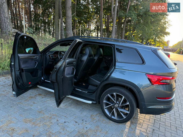 Серый Шкода Kodiaq, объемом двигателя 1.97 л и пробегом 264 тыс. км за 29400 $, фото 10 на Automoto.ua