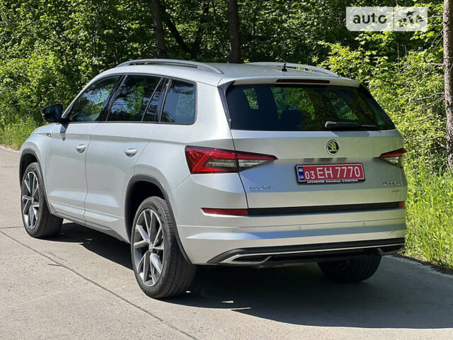 Серый Шкода Kodiaq, объемом двигателя 2 л и пробегом 197 тыс. км за 27400 $, фото 3 на Automoto.ua