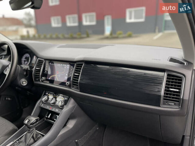 Серый Шкода Kodiaq, объемом двигателя 1.97 л и пробегом 227 тыс. км за 23999 $, фото 33 на Automoto.ua