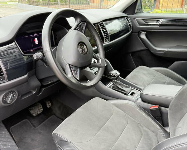 Серый Шкода Kodiaq, объемом двигателя 1.97 л и пробегом 113 тыс. км за 31500 $, фото 8 на Automoto.ua
