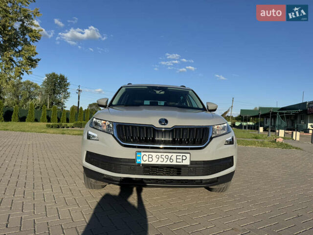 Серый Шкода Kodiaq, объемом двигателя 2 л и пробегом 190 тыс. км за 32000 $, фото 2 на Automoto.ua