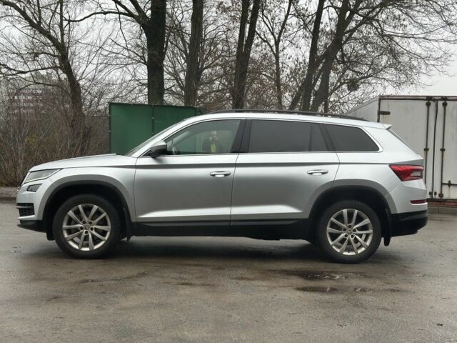 Серый Шкода Kodiaq, объемом двигателя 2 л и пробегом 212 тыс. км за 27500 $, фото 5 на Automoto.ua