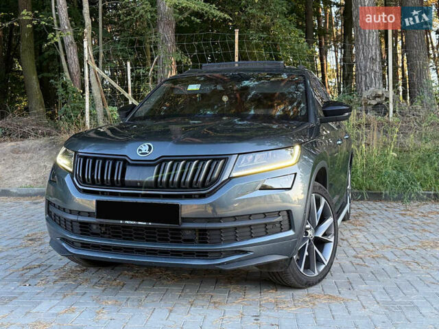 Серый Шкода Kodiaq, объемом двигателя 1.97 л и пробегом 264 тыс. км за 29400 $, фото 2 на Automoto.ua